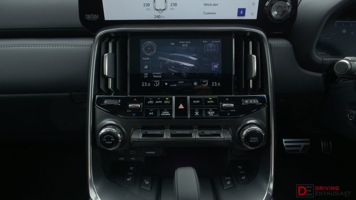2026 Lexus LX 700h F Sport - dash