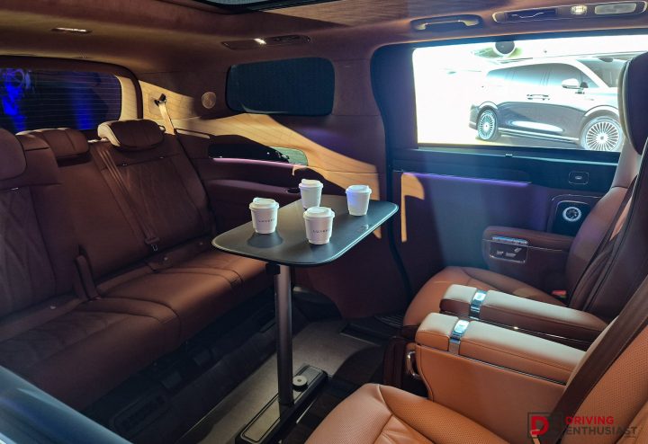 2027 Luxeed LLounge - rear seats