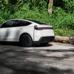 2027 Tesla Model Y - V2L charging